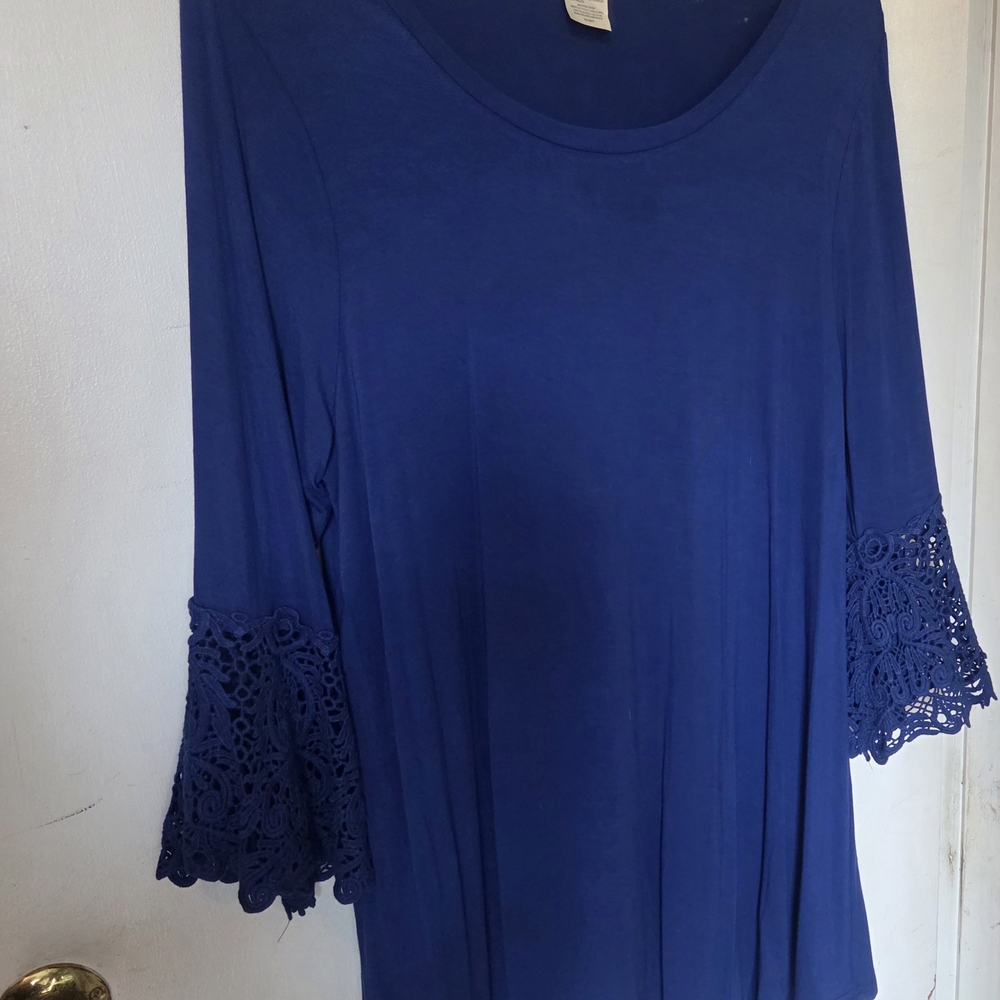 Blue Lace Bell Sleeve Women's XL Top